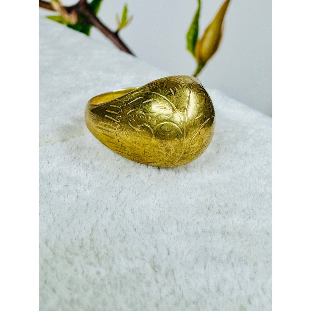 Vintage Hand Engraved Gold Brass Tone Chunky Floral Dome Statement Ring Sz 8.5
